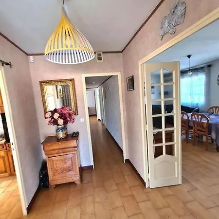 Chez Nelly