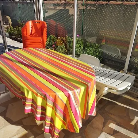 Chez Nelly فيلة *